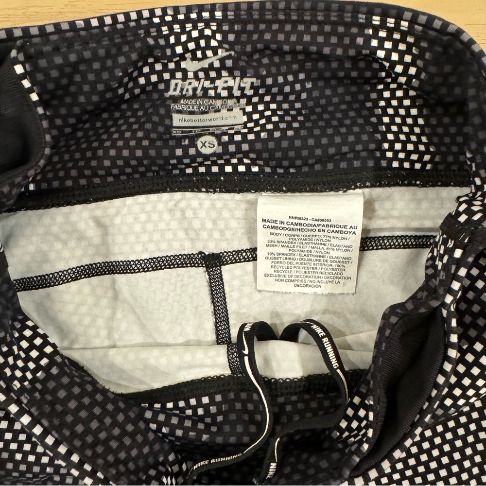Nike leggings - Picture 8 of 11